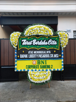 Papan Bunga Duka di Kasunyatan